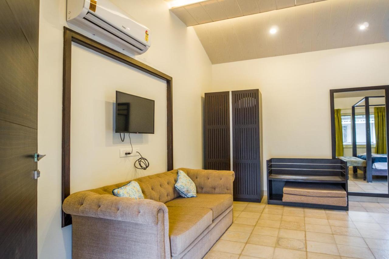 Marine Studios Le Pension Кандолим Экстерьер фото